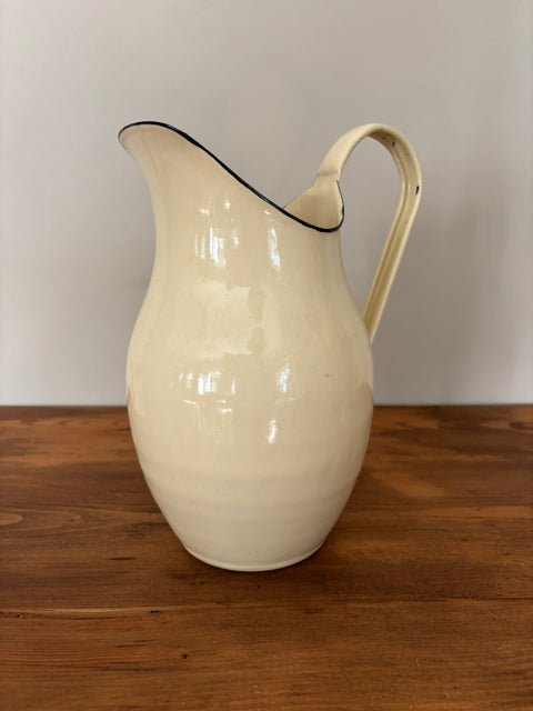 Vintage Emaille Kanne Creme (27 × 21 cm)