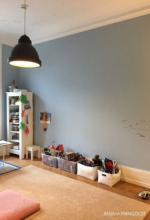 Bunte Farbdose Jim Jim 063 von Anna von Mangoldt, offene Verpackung mit lebendigen Farben sichtbar