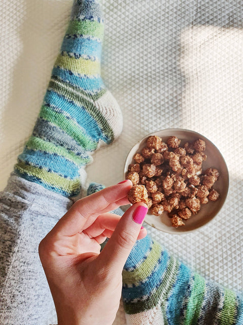 Knalle Dunkle Schokolade Geröstete Mandel Popcorn - Vegan 100g - wundervino