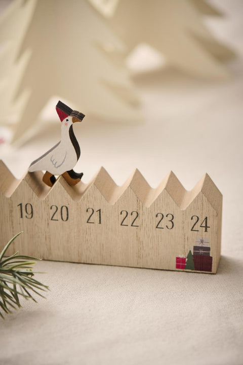 Ib Laursen Adventskalender 1-24 gehende Gans aus Holz - Weingärtners Genusshandwerk