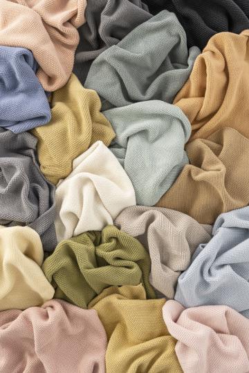 Ib Laursen Handtuch Mynte®-Serie staubig grün gestrickt - Weingärtners Genusshandwerk