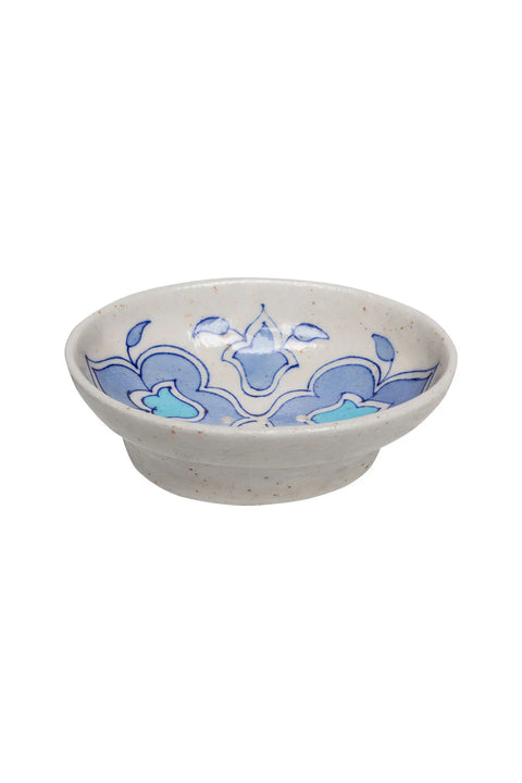 Handbemalte blaue Keramik-Seifenschale von Tranquillo, fair gehandelte blaue Pottery mit kunstvollem Design.