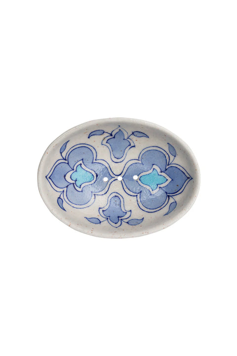 Handbemalte blaue Seifenschale aus fair gehandelter Keramik von Tranquillo, mit traditioneller blauer Töpferei-Design.