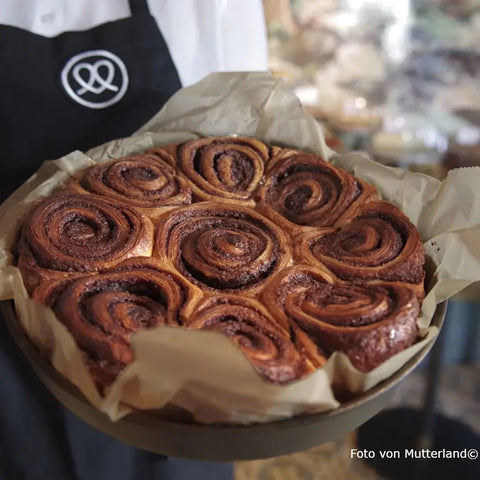 Knalle Popcorn Franzbrötchen Zimtschnecke Popcorn, 100g, mit knusprigem Zimtgeschmack und süßer Franzbrötchen-Note