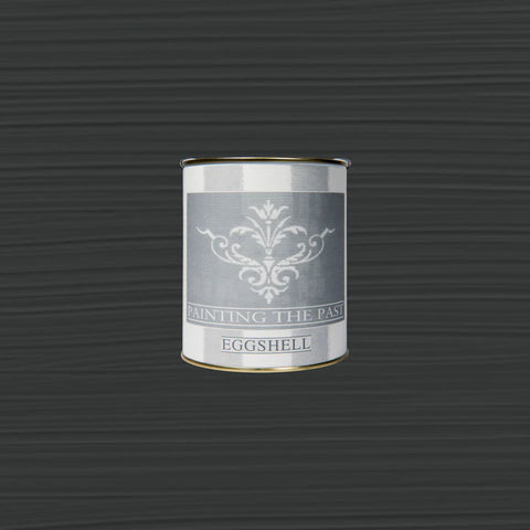Kreidefarbe Soft Black von Painting The Past in Eierschalen-Finish, dunkle matte Wandfarbe, detailreiche Textur sichtbar
