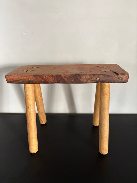 Alter Hocker - Weingärtners Genusshandwerk