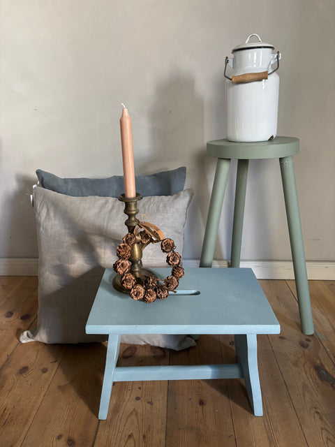 Alter Hocker - Weingärtners Genusshandwerk