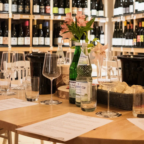 Blind Date - Wein aus schwarzen Gläsern am 02.05.2025 - Weingärtners Genusshandwerk