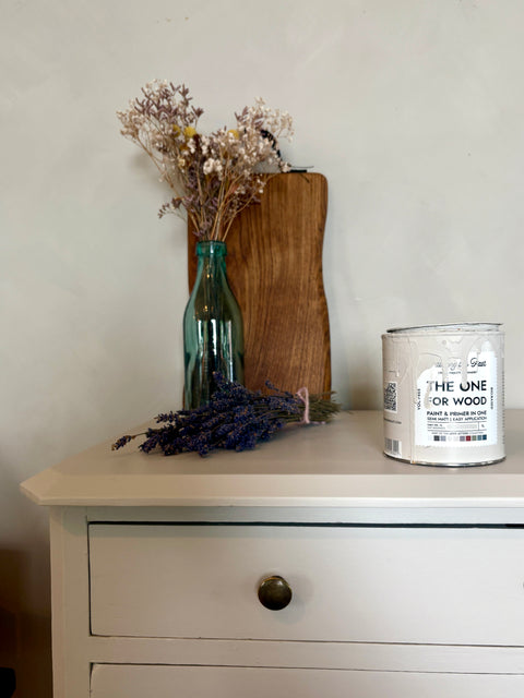 Dänische Vintage Kommode Grey No. 10 von Weingärtners Genusshandwerk, graue antike Kommode aus Muslin mit detailliertem Design