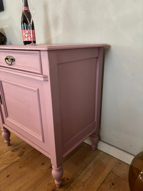Dänischer vintage Beistelltisch | Kreidefarbe Soft Lavander - Weingärtners Genusshandwerk