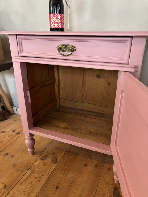 Dänischer vintage Beistelltisch | Kreidefarbe Soft Lavander - Weingärtners Genusshandwerk