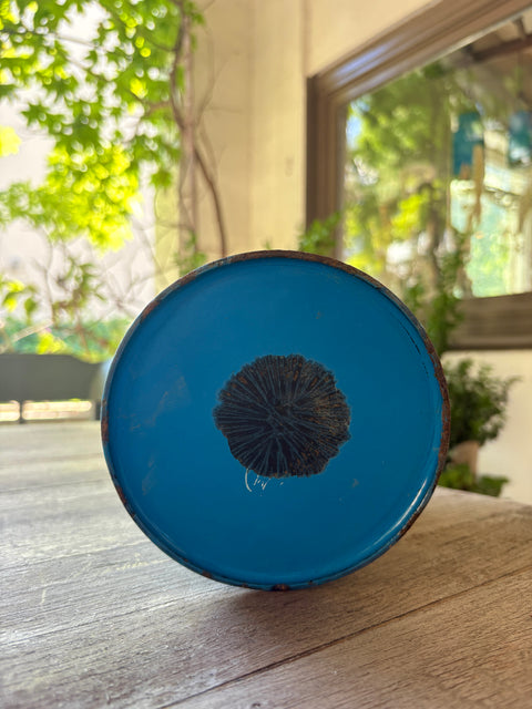 Vintage Emaille Milchkanne Babyblau mit Deckel - Weingärtners Genusshandwerk