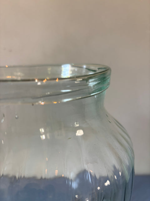 Vintage Glas Vase geriffelt hoch - Weingärtners Genusshandwerk