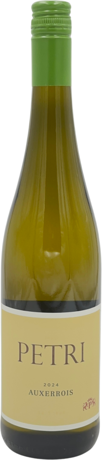 Flasche Petri Auxerrois Weißwein 2024 vom Weingut Petri, trocken, mit eleganter Etikettgestaltung.